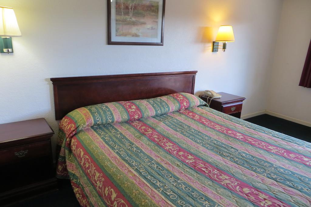 Capri Motel เรดวูดซิตี้ ห้อง รูปภาพ